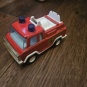 Rare Vintage Tootsie Toy  Fire Truck Strombecker made in USA Used Condition